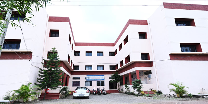Kakasaheb Mhaske College og Pharmacy